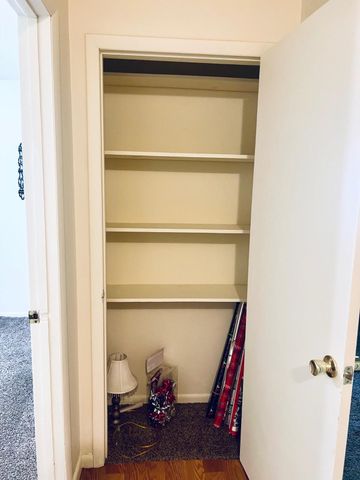 923 Rosemary Street, Aurora, MO 65605