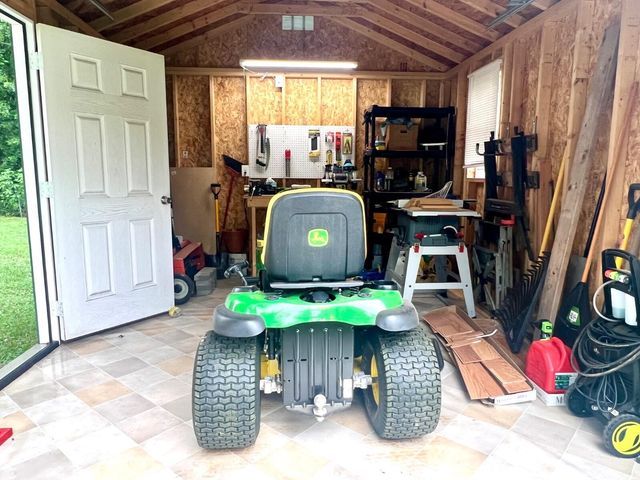 923 Rosemary Street, Aurora, MO 65605