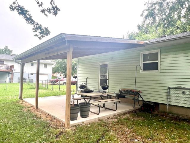 923 Rosemary Street, Aurora, MO 65605