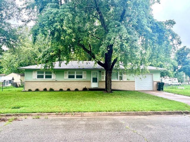 923 Rosemary Street, Aurora, MO 65605