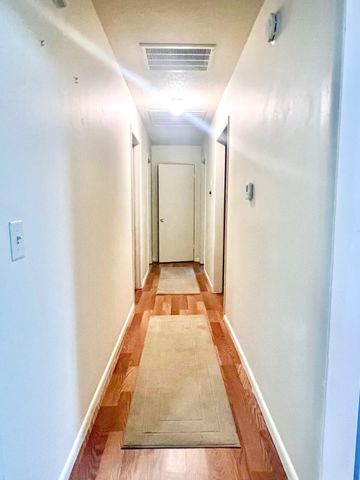 923 Rosemary Street, Aurora, MO 65605