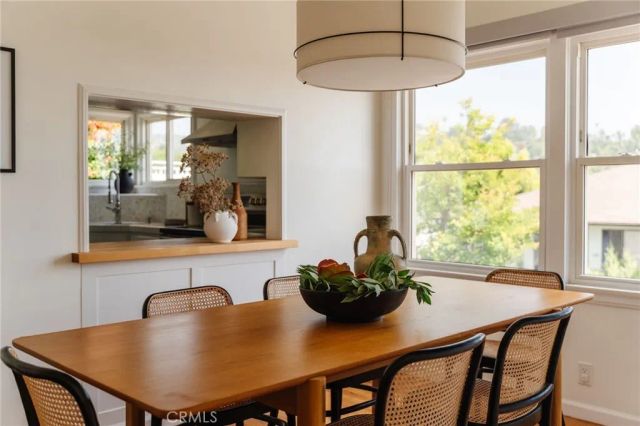 135 Anita Drive, Pasadena, CA 91105