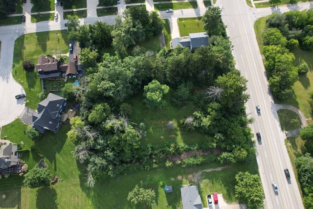 419 W 63rd Street, Westmont, IL 60559