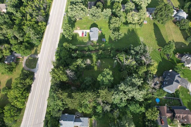 419 W 63rd Street, Westmont, IL 60559