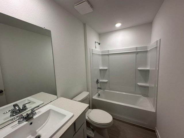 10818 Red Orchid Dr, Houston, TX 77016