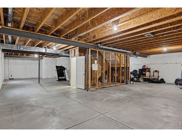 8922 Ellis St, Arvada, CO 80005