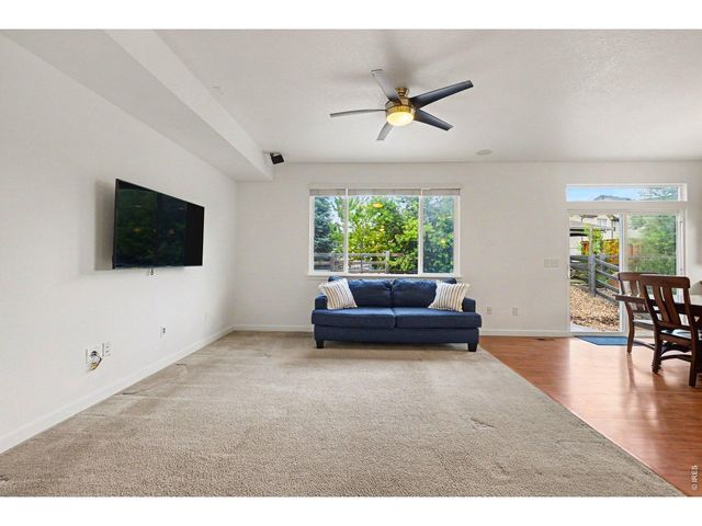 8922 Ellis St, Arvada, CO 80005