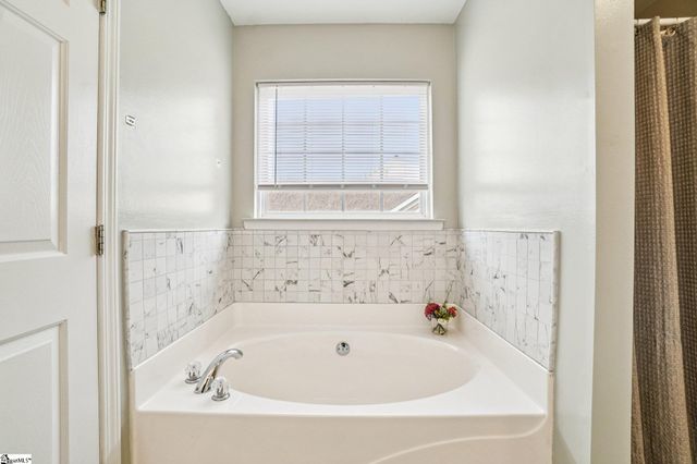 4 Coachwhip Court, Simpsonville, SC 29680