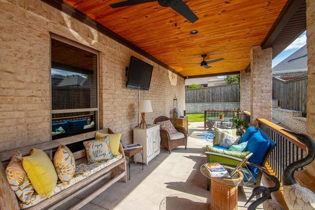 1641 Vista Creek Drive, Sherwood, AR 72120