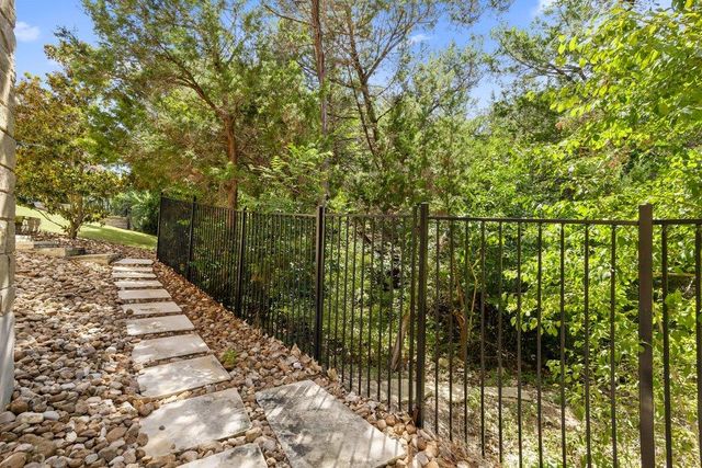 505 Wester Ross LN, Austin, TX 78738