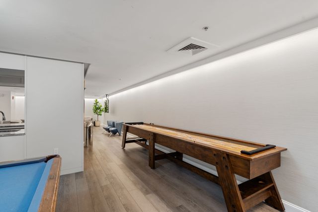 42 8th St 1104, Boston, MA 02129
