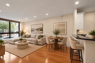 42 8th St 1104, Boston, MA 02129