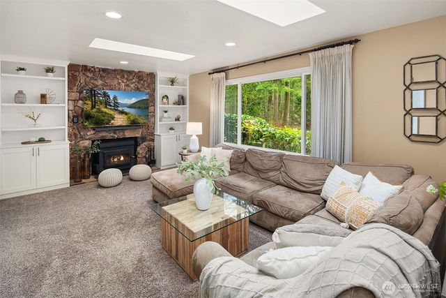 14404 146th Place SE, Renton, WA 98059