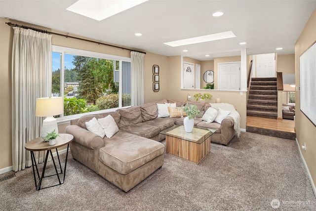 14404 146th Place SE, Renton, WA 98059