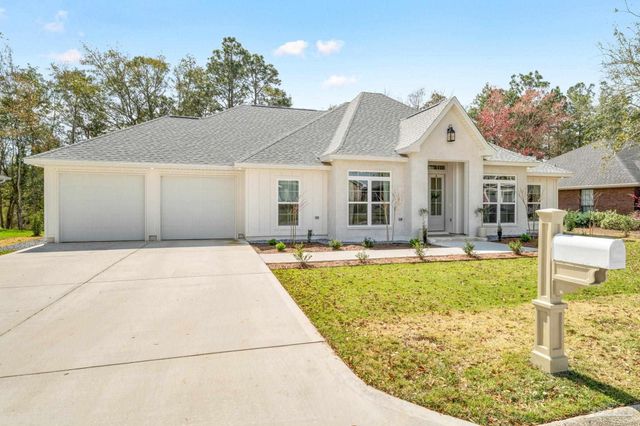 5751 Dunbar Cir, Milton, FL 32583