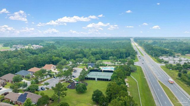 5751 Dunbar Cir, Milton, FL 32583