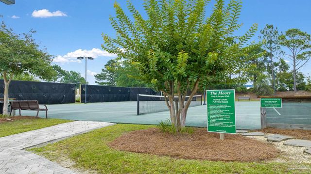 5751 Dunbar Cir, Milton, FL 32583