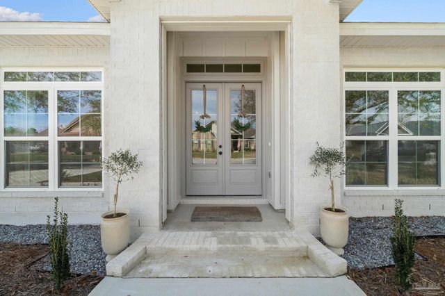 5751 Dunbar Cir, Milton, FL 32583