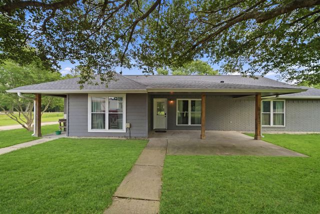 19819 Hampton Wood Drive, Tomball, TX 77377