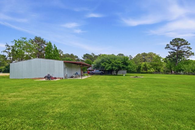 19819 Hampton Wood Drive, Tomball, TX 77377