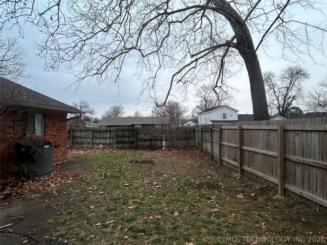 4009 S 90th East Avenue, Tulsa, OK 74145