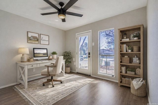 5723 Sky Country, San Antonio, TX 78247