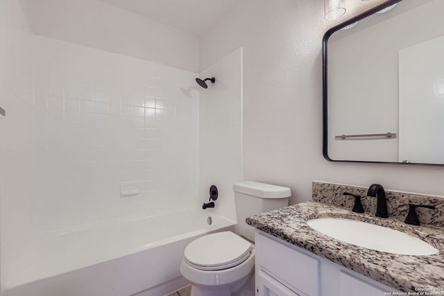 5723 Sky Country, San Antonio, TX 78247