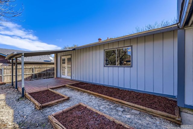 5723 Sky Country, San Antonio, TX 78247