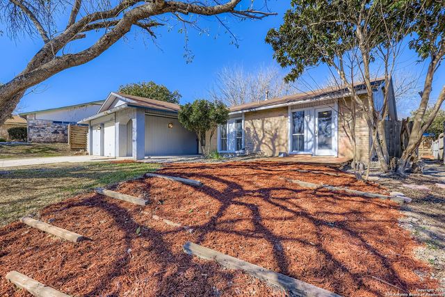 5723 Sky Country, San Antonio, TX 78247