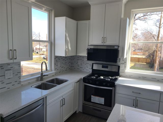 8811 Knox Street, Houston, TX 77088