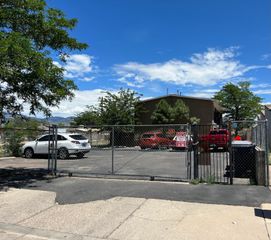 308 VIRGINIA Street NE, Albuquerque, NM 87108