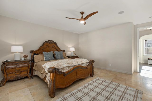 6230 Topiary St, Carlsbad, CA 92009