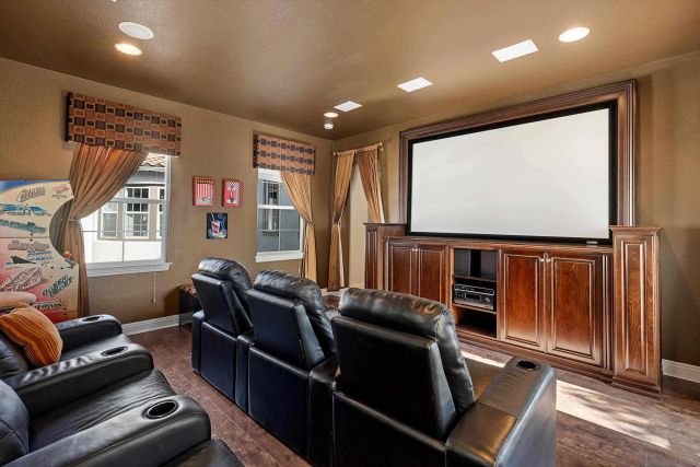6230 Topiary St, Carlsbad, CA 92009
