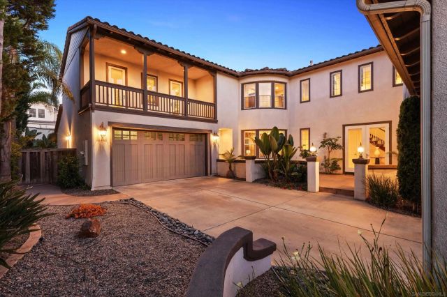 6230 Topiary St, Carlsbad, CA 92009