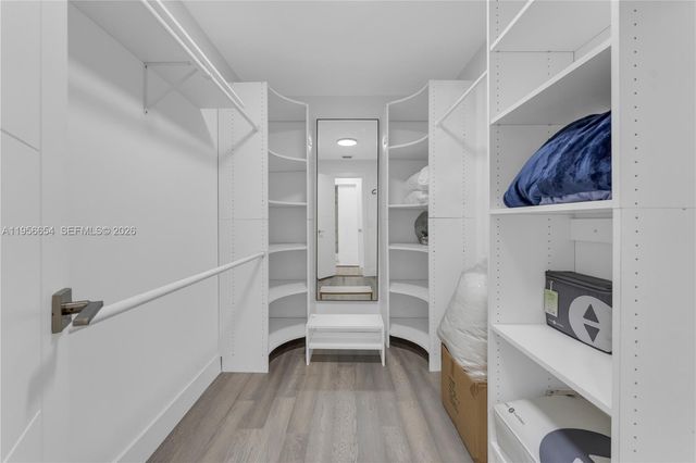 11824 SW 43rd Ct, Davie, FL 33330