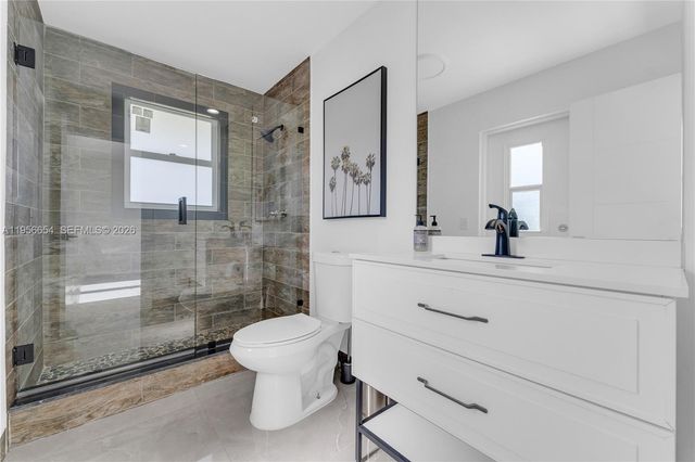 11824 SW 43rd Ct, Davie, FL 33330