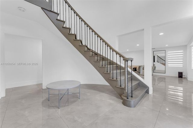 11824 SW 43rd Ct, Davie, FL 33330