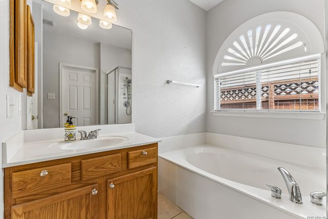 10910 Toscana Sands, San Antonio, TX 78249