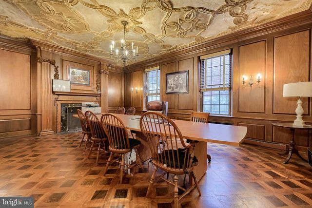 121-123 E KING ST, Lancaster, PA 17602