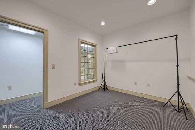 121-123 E KING ST, Lancaster, PA 17602