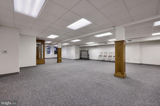 121-123 E KING ST, Lancaster, PA 17602