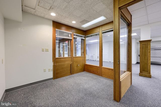 121-123 E KING ST, Lancaster, PA 17602