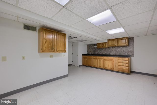 121-123 E KING ST, Lancaster, PA 17602