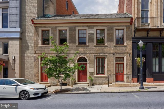 121-123 E KING ST, Lancaster, PA 17602