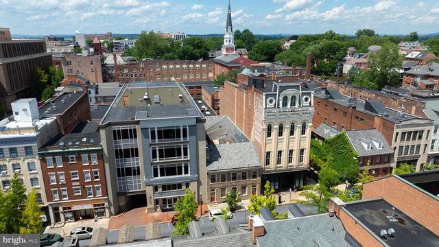 121-123 E KING ST, Lancaster, PA 17602