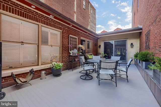 121-123 E KING ST, Lancaster, PA 17602