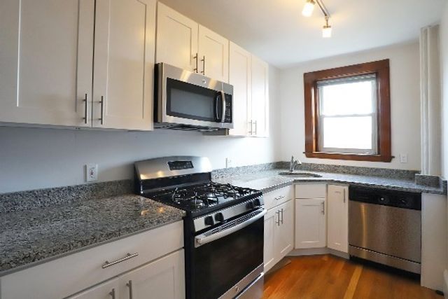 257 Washington St 11, Salem, MA 01970