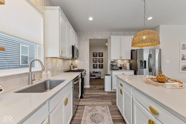 5206 Triple Crown Way, Indianapolis, IN 46237