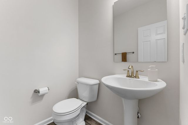 5206 Triple Crown Way, Indianapolis, IN 46237