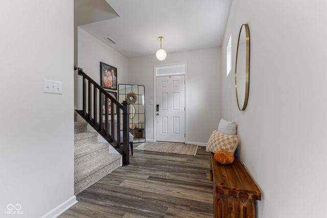 5206 Triple Crown Way, Indianapolis, IN 46237